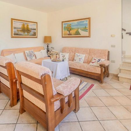 Awesome Home In Ariano Nel Polesine With Kitchen San Basilio Экстерьер фото